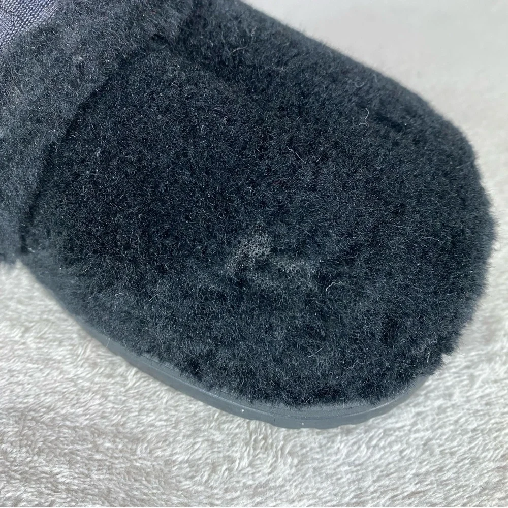 UGG Fluff It Mens Slipper Mule Size 9 Black Sheepskin Slip On Adjustable - Picture 7 of 11
